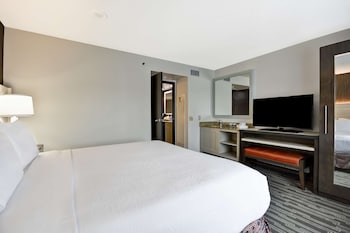 embassy suites hotel charlotte