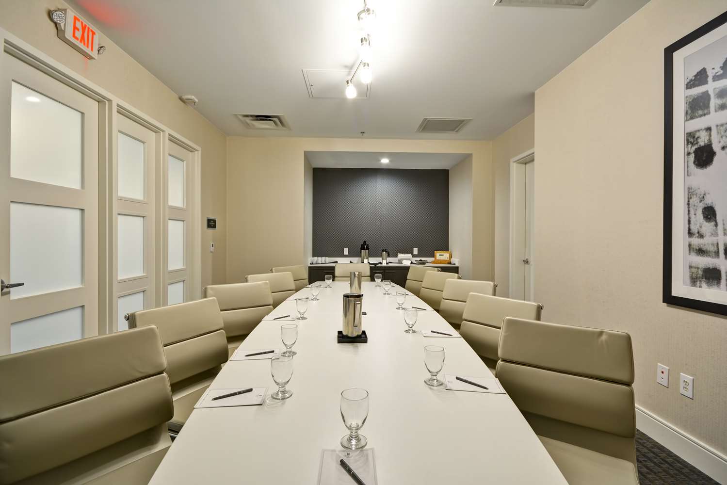 embassy suites hotel charlotte