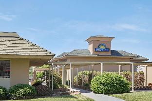 Days Inn By Wyndham Charlotte/Woodlawn Near Carowinds,North Carolina>>Charlotte,2 star