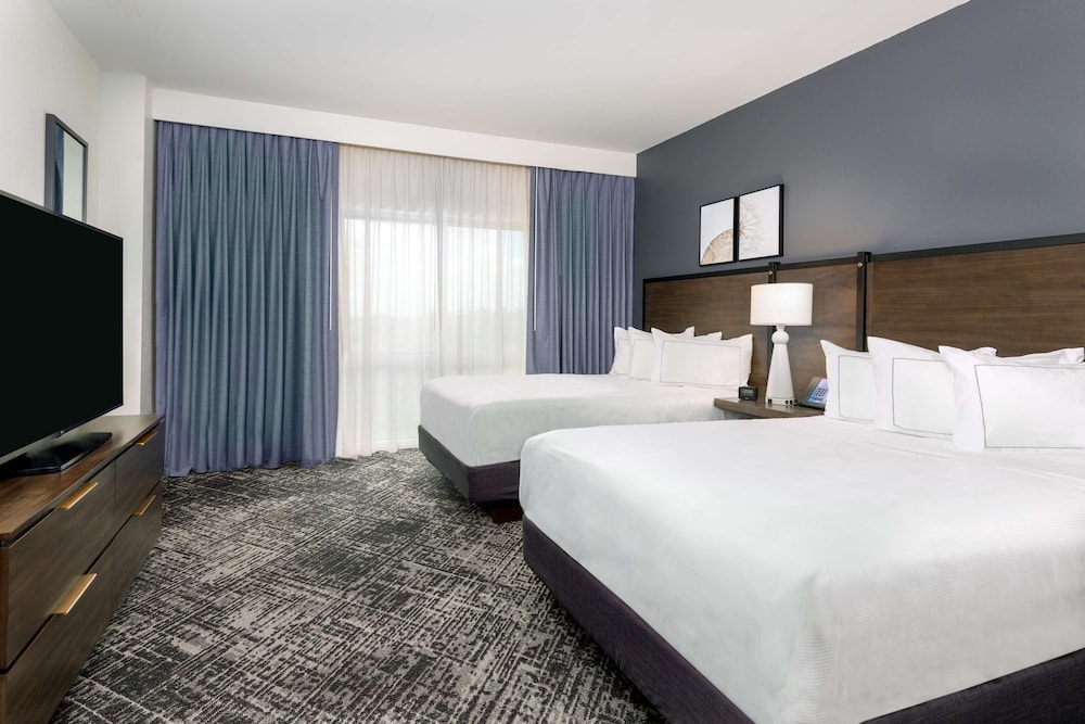 hilton charlotte airport
