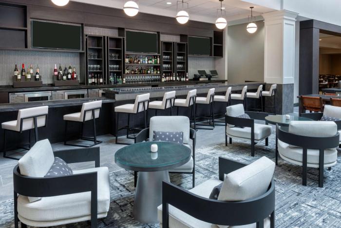 hilton charlotte airport