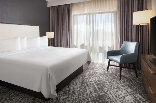 hilton charlotte airport
