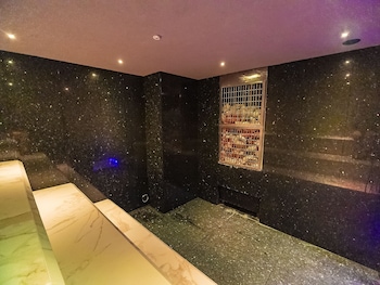 hotel aquacity mountain view