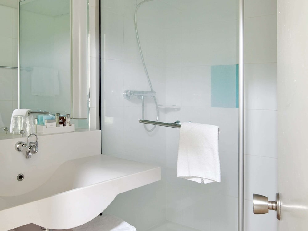 novotel avignon nord