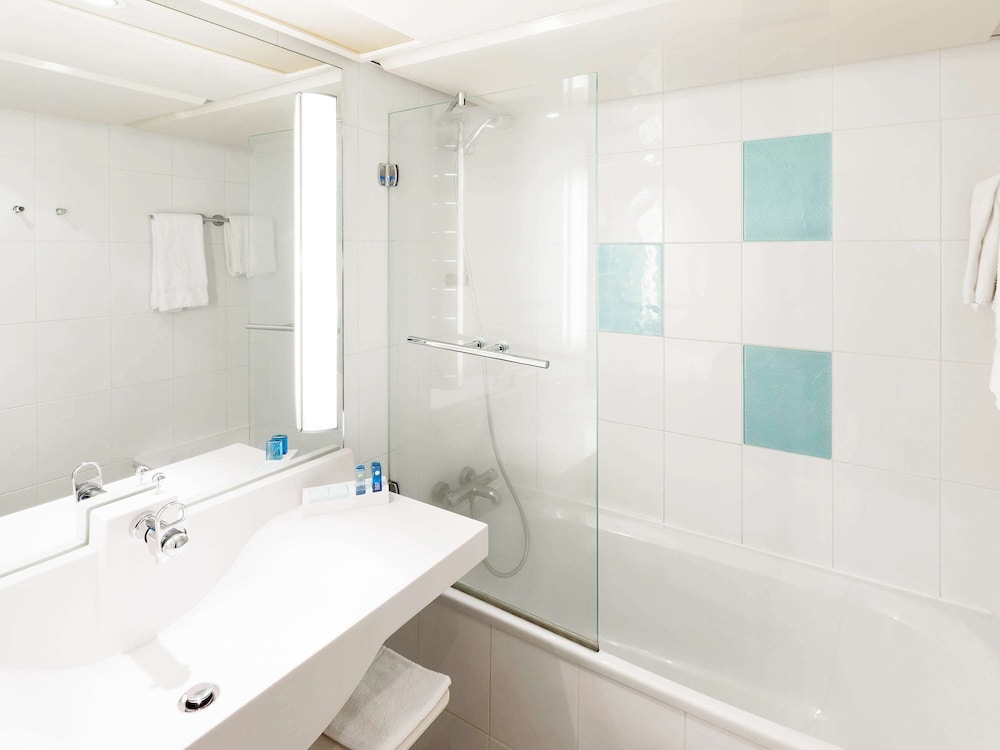 novotel avignon nord