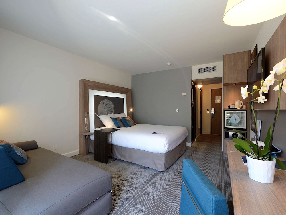 novotel avignon nord