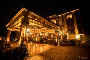 the candlewood park beach resort