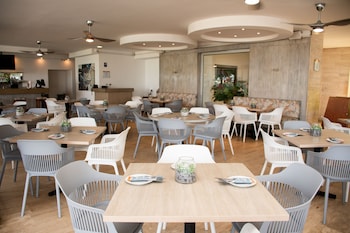 hotel capilla del mar