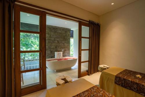 dinara ubud