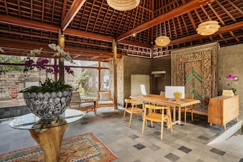 dinara ubud