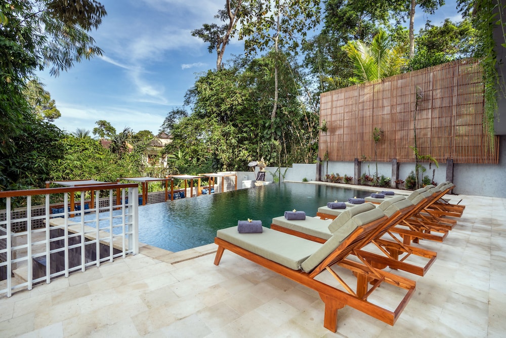 dinara ubud