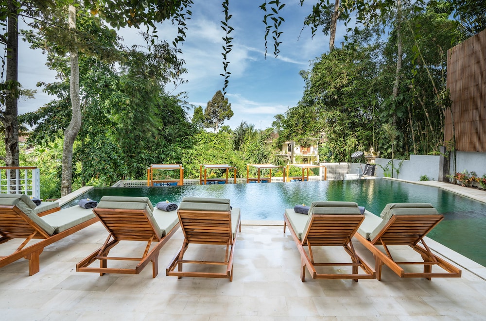dinara ubud