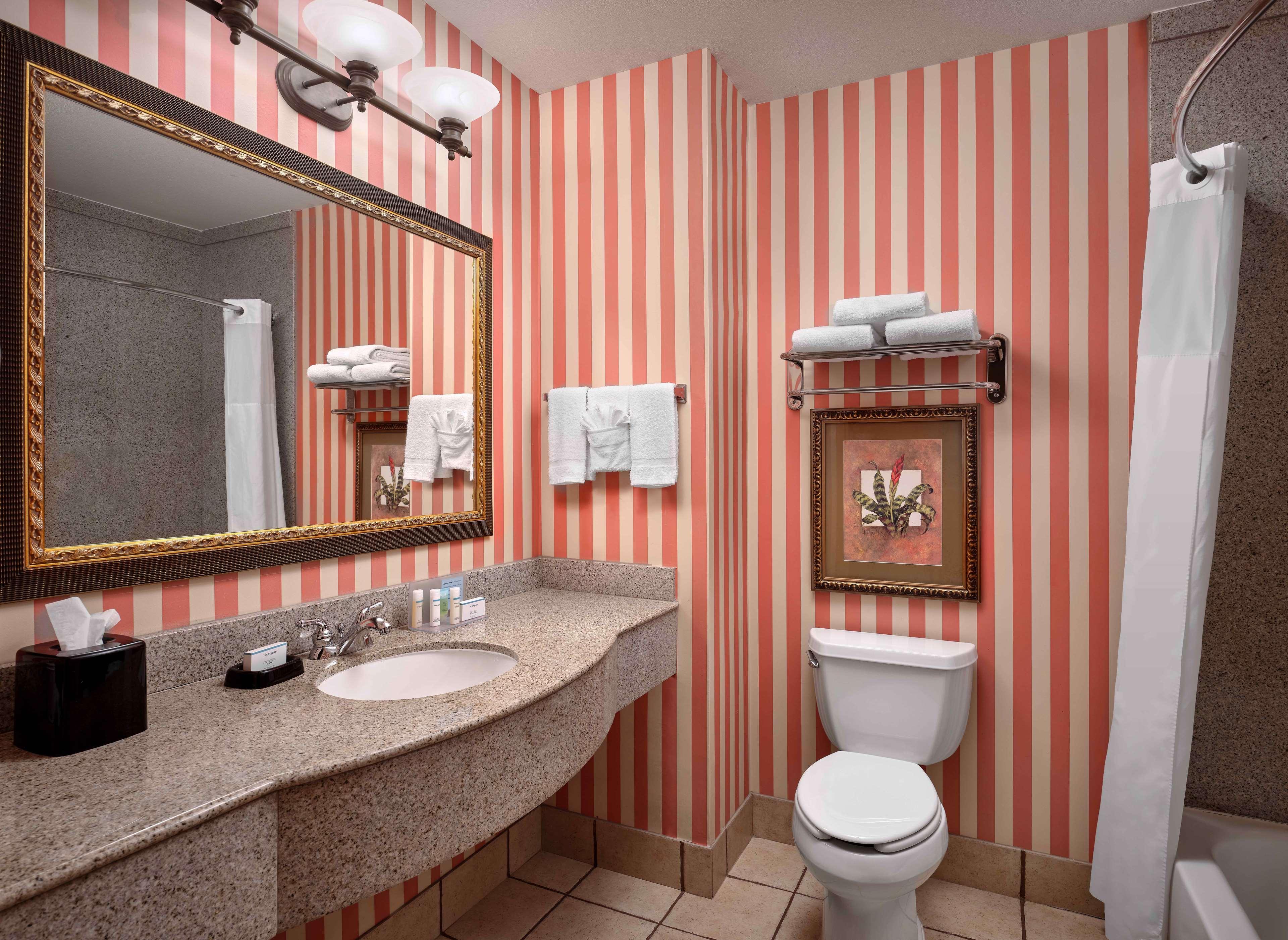 hampton inn and suites dallas dfw arpt w sh 183 hurst