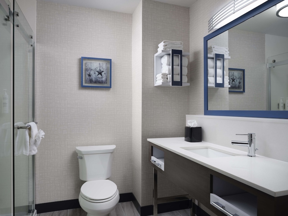 hampton inn and suites dallas dfw arpt w sh 183 hurst