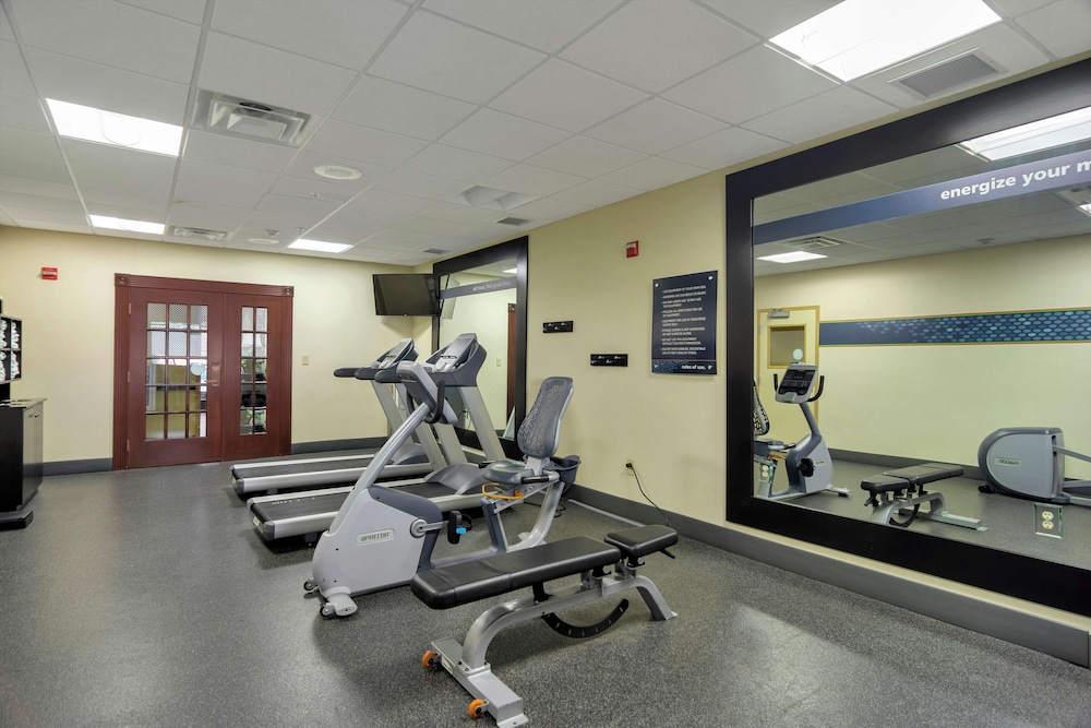 hampton inn and suites dallas dfw arpt w sh 183 hurst