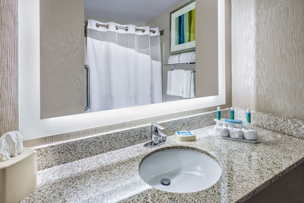 holiday inn express hotel and suites fort worth i 20 by ihg