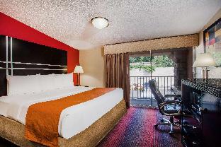 Howard Johnson By Wyndham North Plainfield,Near Washington Rock State Park,2 star