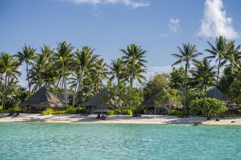 intercontinental bora bora le moana resort