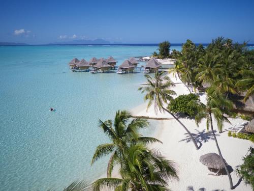 intercontinental bora bora le moana resort