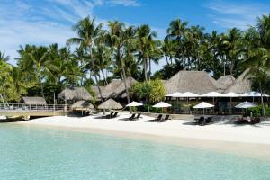 intercontinental bora bora le moana resort