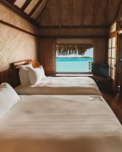 intercontinental bora bora le moana resort