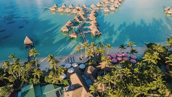 intercontinental bora bora le moana resort