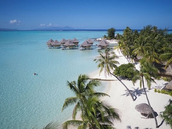 intercontinental bora bora le moana resort