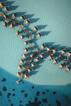 intercontinental bora bora le moana resort