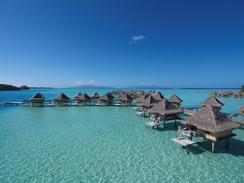 intercontinental bora bora le moana resort