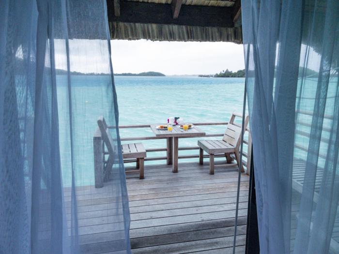 intercontinental bora bora le moana resort