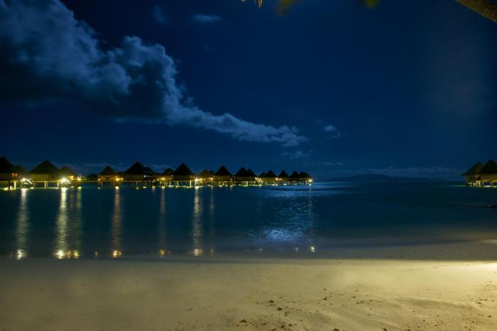intercontinental bora bora le moana resort