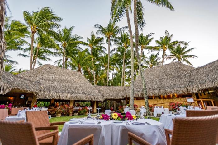 intercontinental bora bora le moana resort