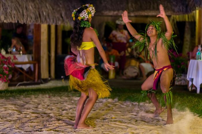 intercontinental bora bora le moana resort