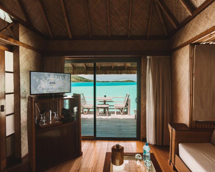 intercontinental bora bora le moana resort