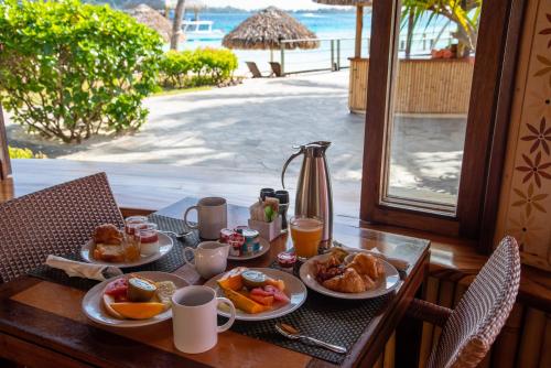 intercontinental bora bora le moana resort