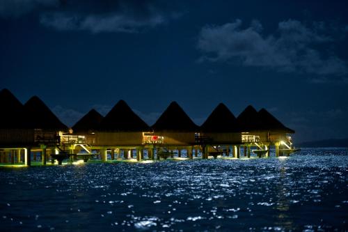 intercontinental bora bora le moana resort
