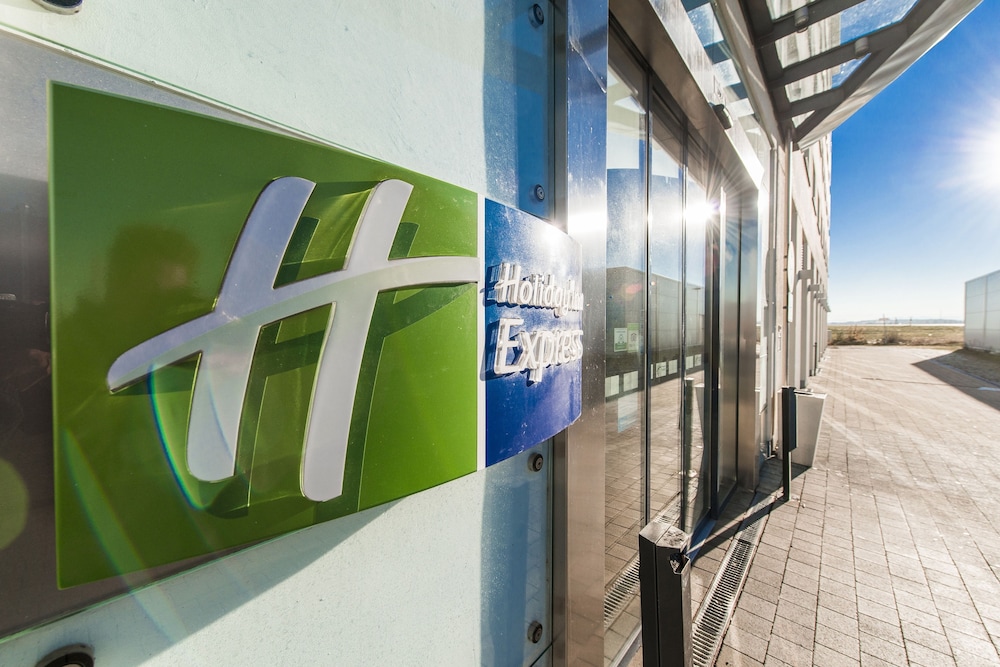 holiday inn express munich messe