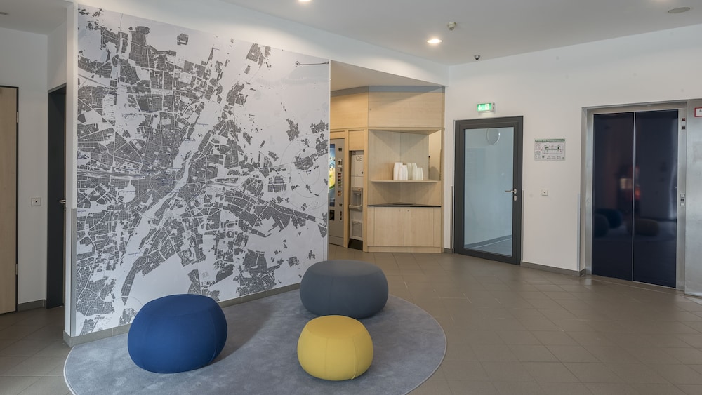 holiday inn express munich messe