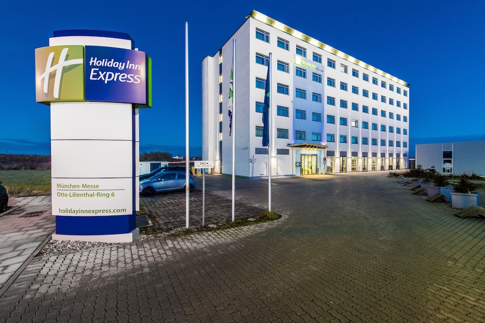 holiday inn express munich messe
