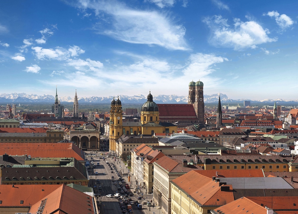 holiday inn express munich messe