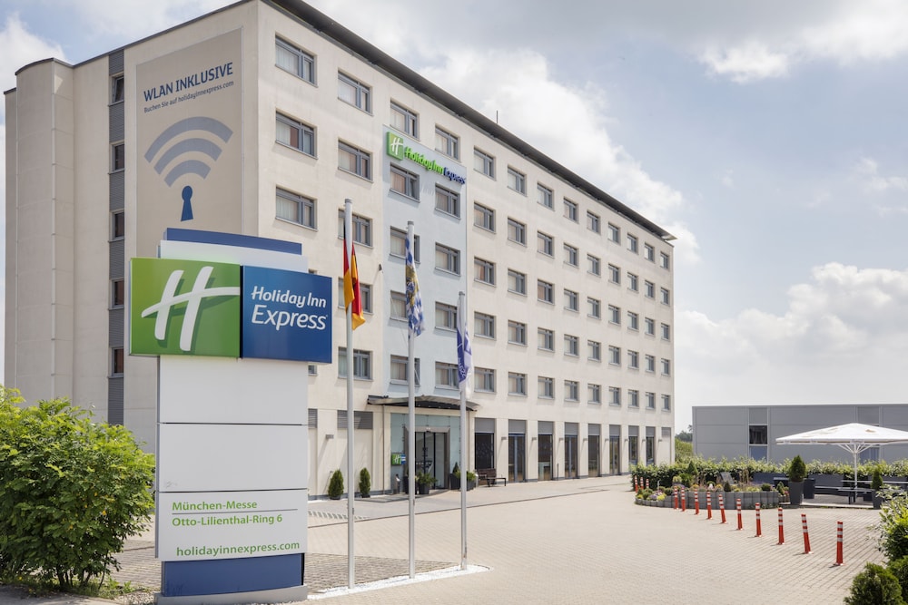 holiday inn express munich messe