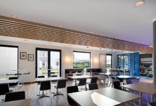 holiday inn express munich messe
