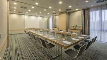 holiday inn express munich messe
