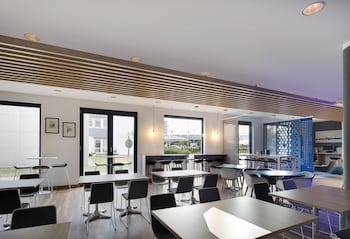 holiday inn express munich messe