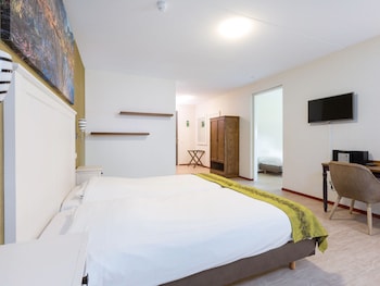 comfortable hotel room free access to wellness