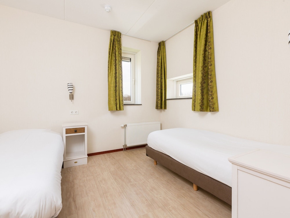 comfortable hotel room free access to wellness