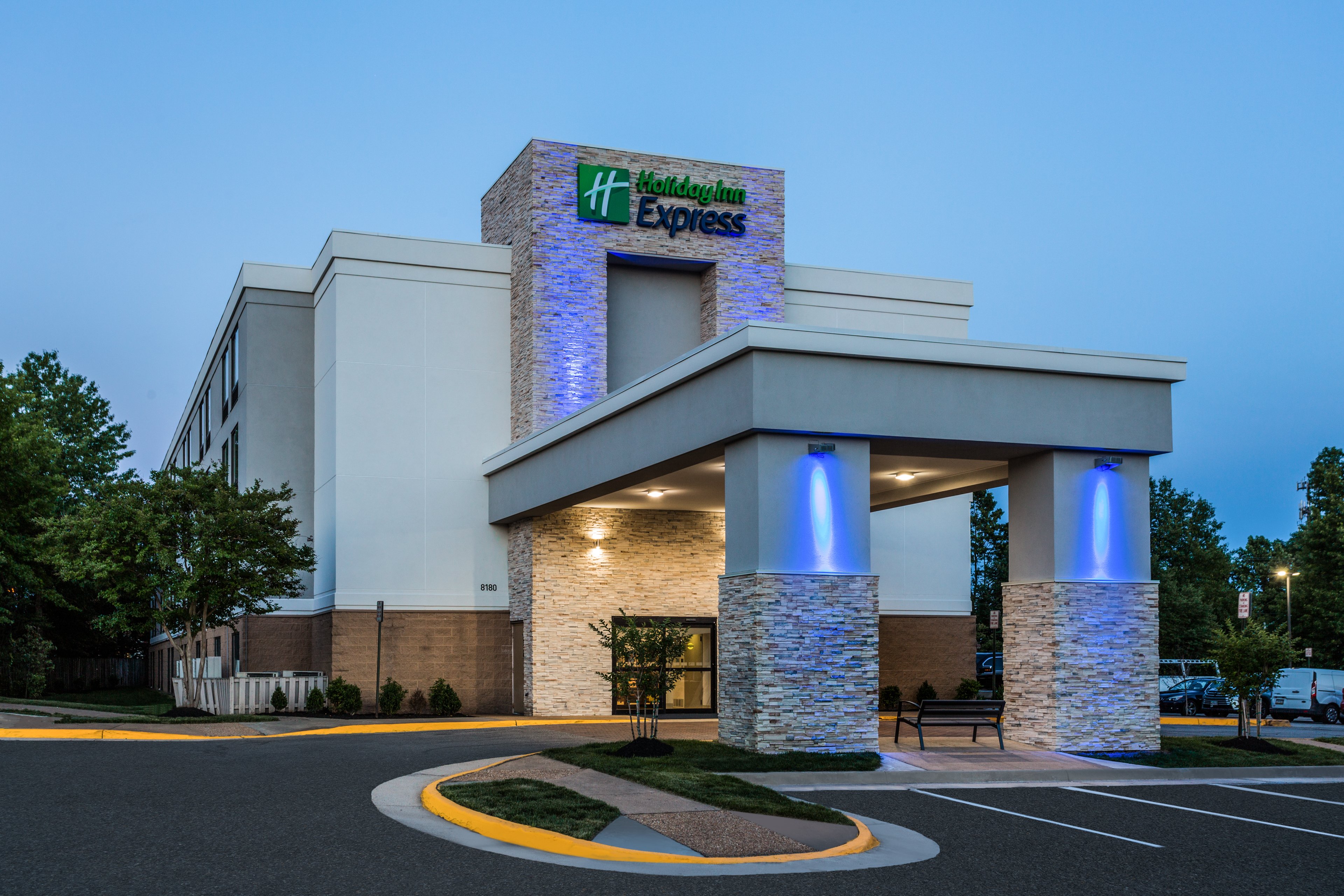 holiday inn express lorton an ihg hotel