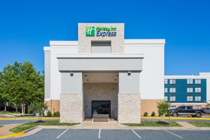 holiday inn express lorton an ihg hotel