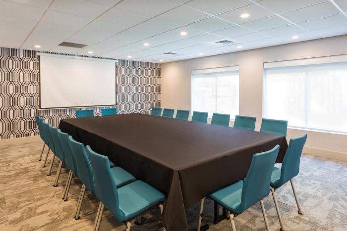 holiday inn express lorton an ihg hotel