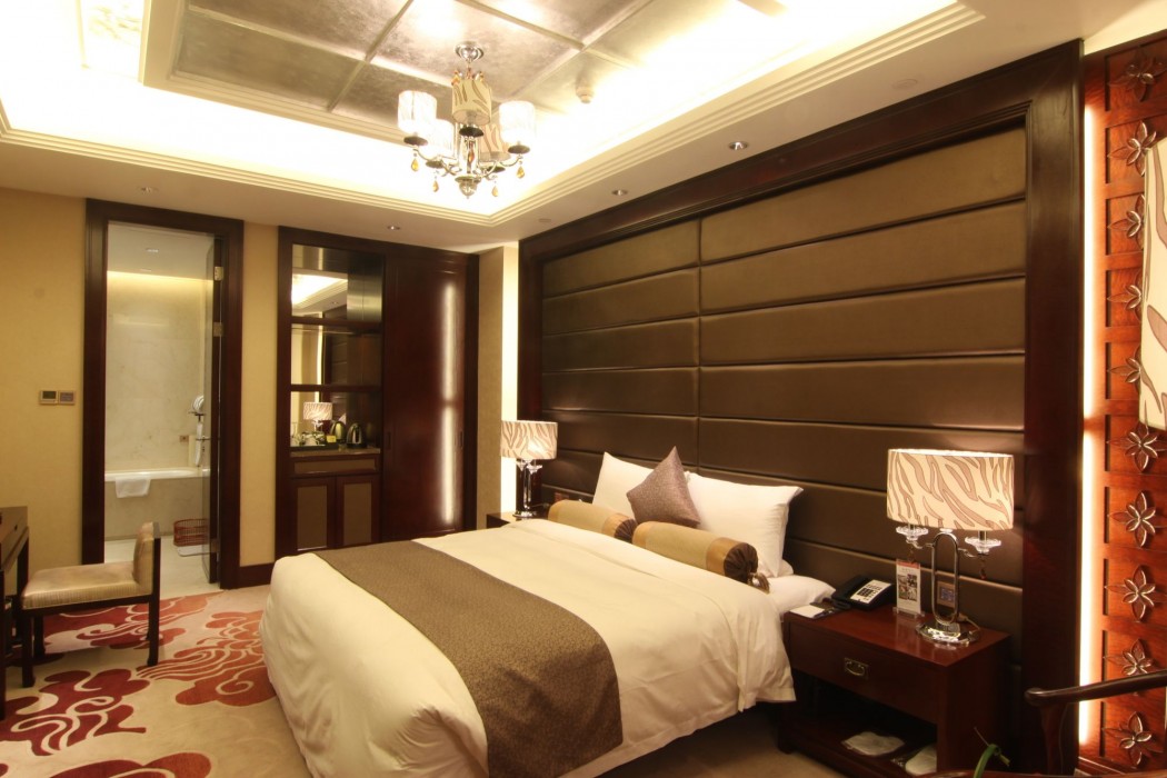 tang dynasty west market hotel